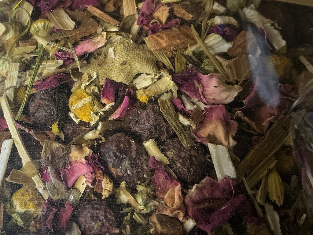 Heart Chakra Tea  – A Warm Embrace for Your Soul