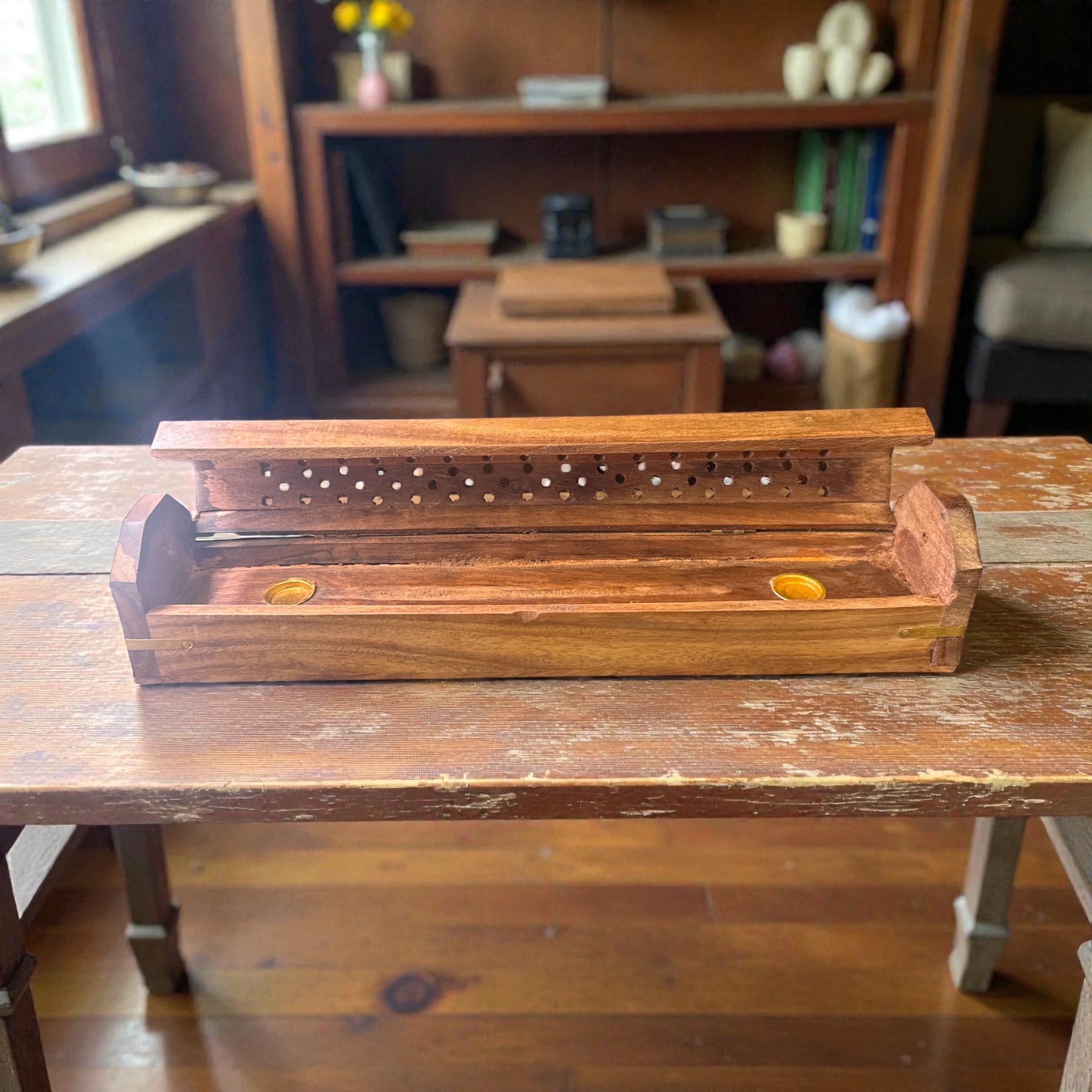 11" INCENSE HOLDER H-172